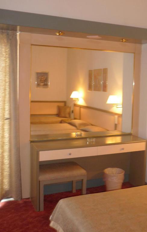 Rainbow Hotel Rhodes City Bilik gambar